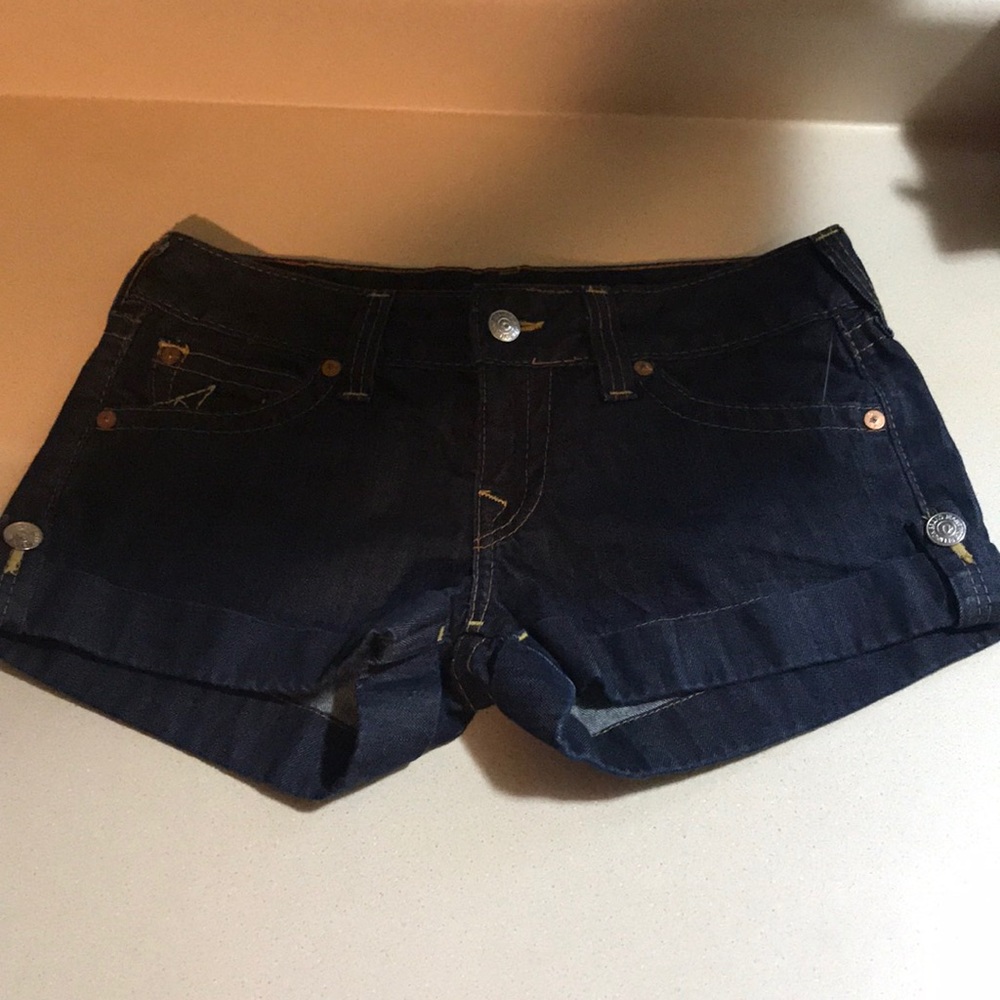 True Religion sz 30 jean shorts. 5 pocket style
